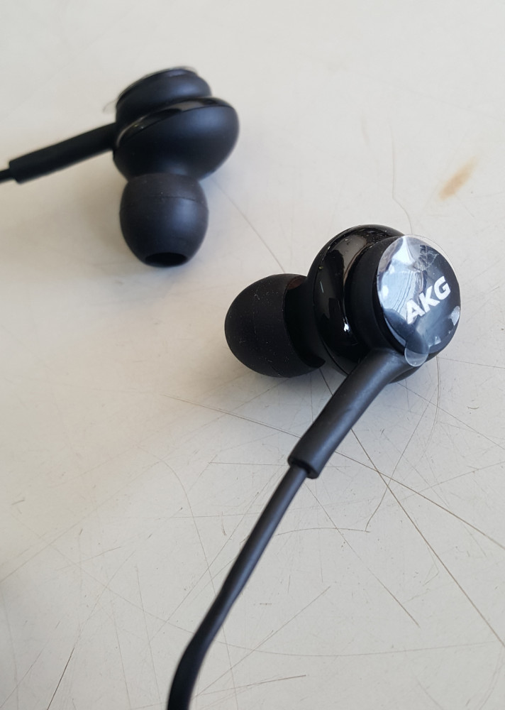 Romaa AKG Creative Sound RH-35 Earphones